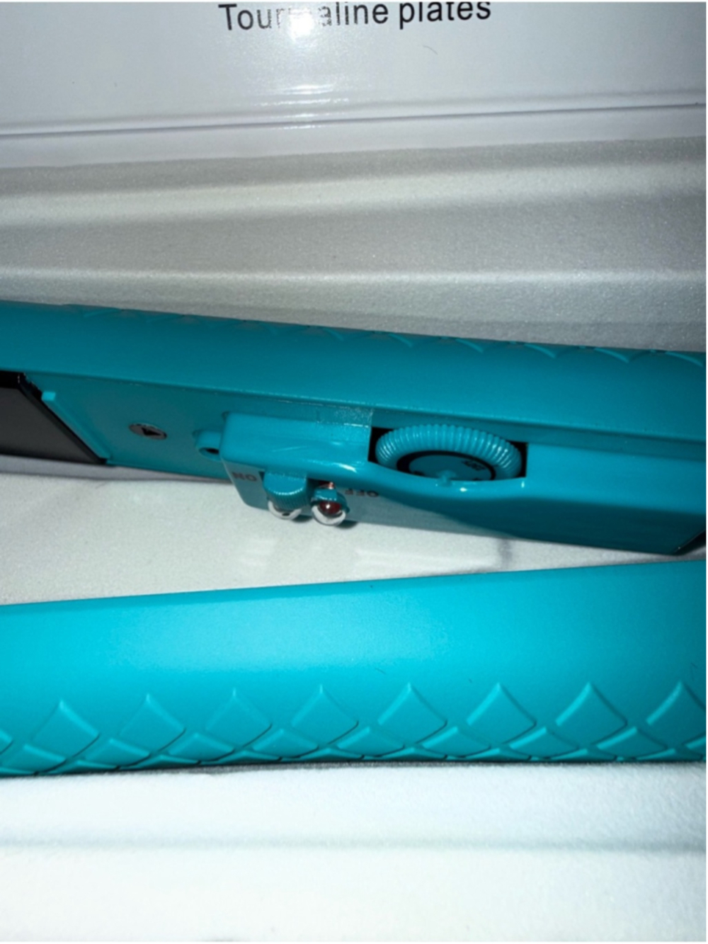 Teal Ceramic Hair Straightener - Teal - Picture 2 of 9